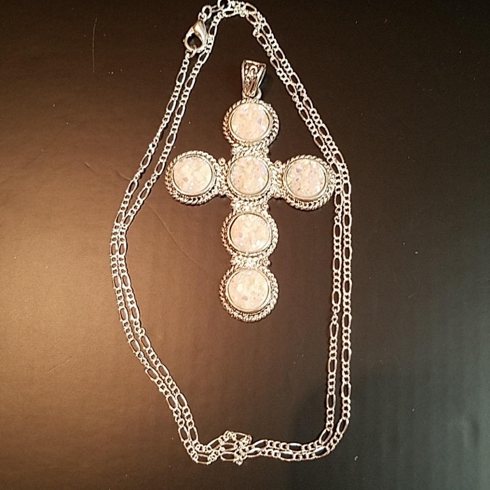Gorgeous SS white druzy cross